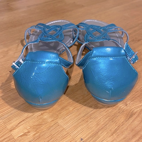 DANA BUCHMAN Sandals - Picture 3 of 5